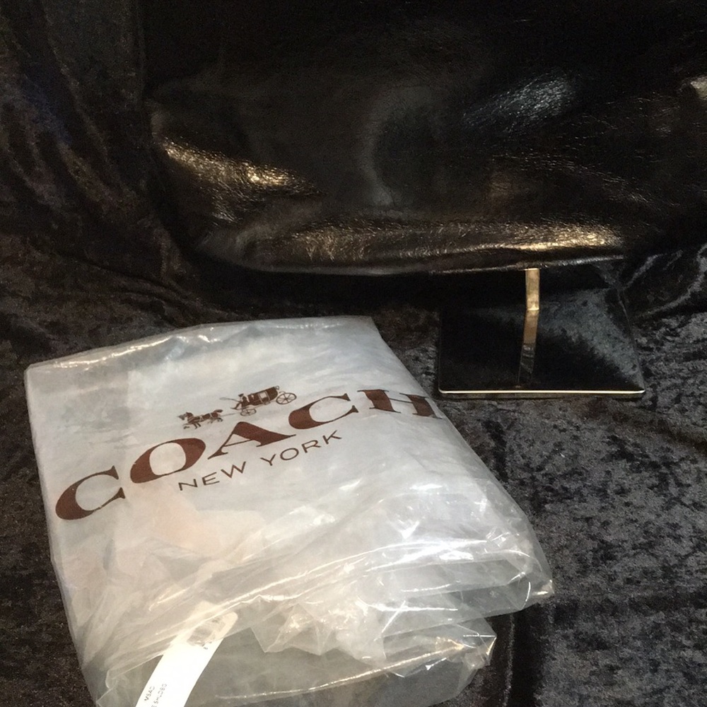 🎉HOST PICK🎉 NWT Coach Poppy Leather Slim Tote Blk Crackled Leather - Picture 14 of 17
